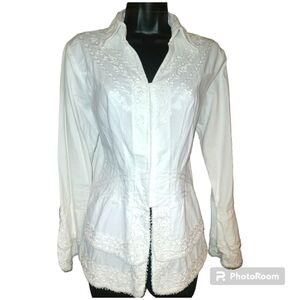 Crisp White button up Embroidered Blouse Collared size large